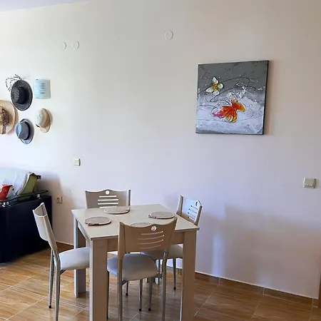 Comfortable Family For 4-6 People In A Beautiful Complex 